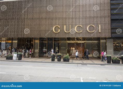 krakow shopping gucci